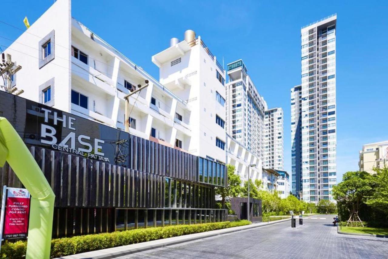 The Base Central Apartments Pattaya Esterno foto