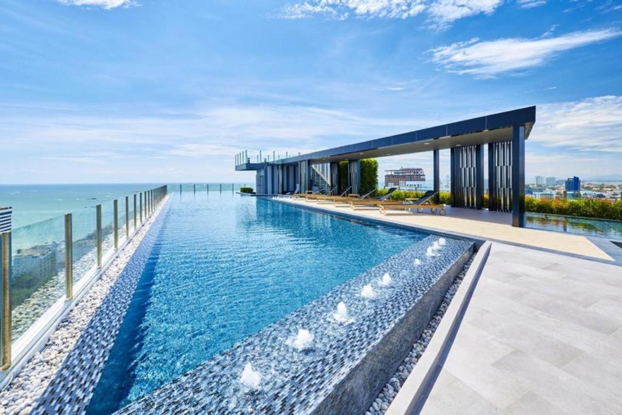 The Base Central Apartments Pattaya Esterno foto