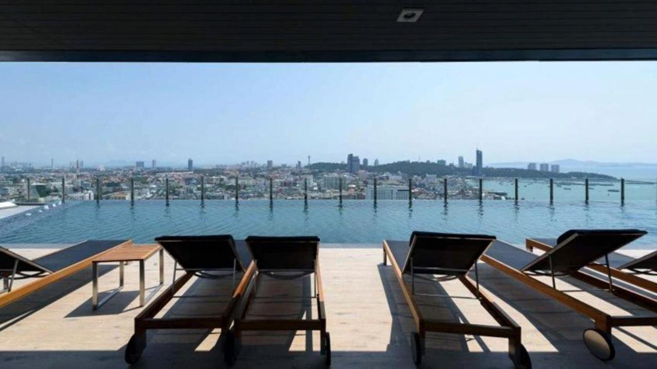 The Base Central Apartments Pattaya Esterno foto