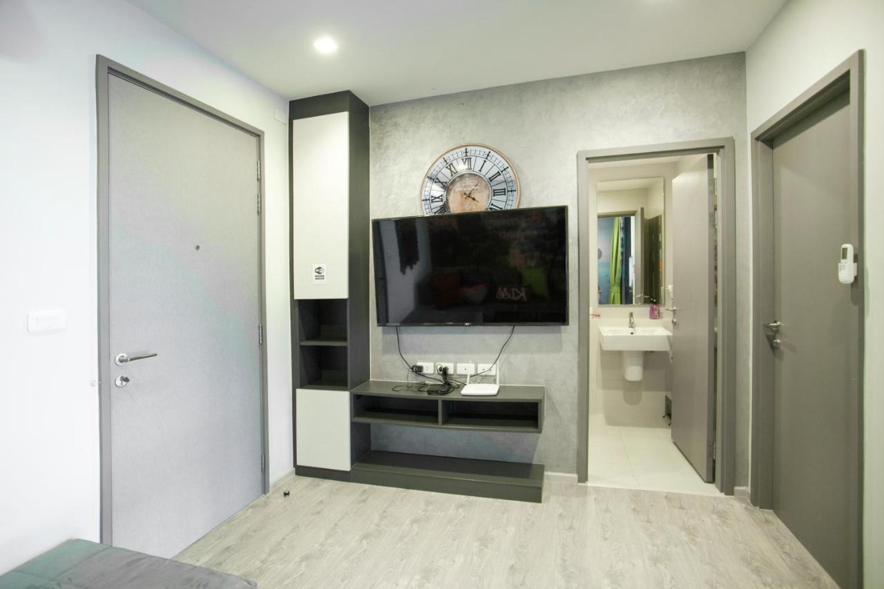 The Base Central Apartments Pattaya Esterno foto